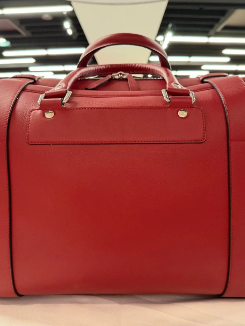 Connolly USED Red Sports Grip Bag with Badges